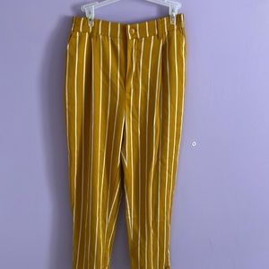 Forever 21 Medium Gold Striped Pants